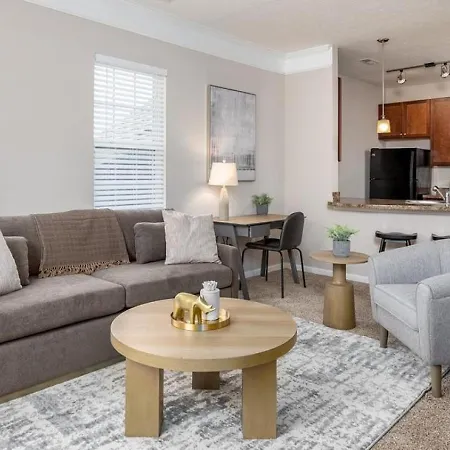 Landing Modern Apartment With Amazing Amenities